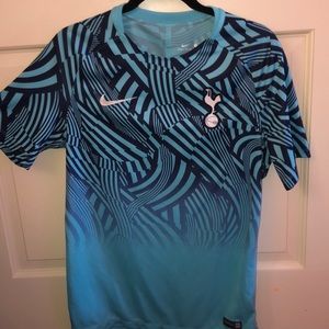Tottenham Hotspur 2018-19 trainer/warm up kit